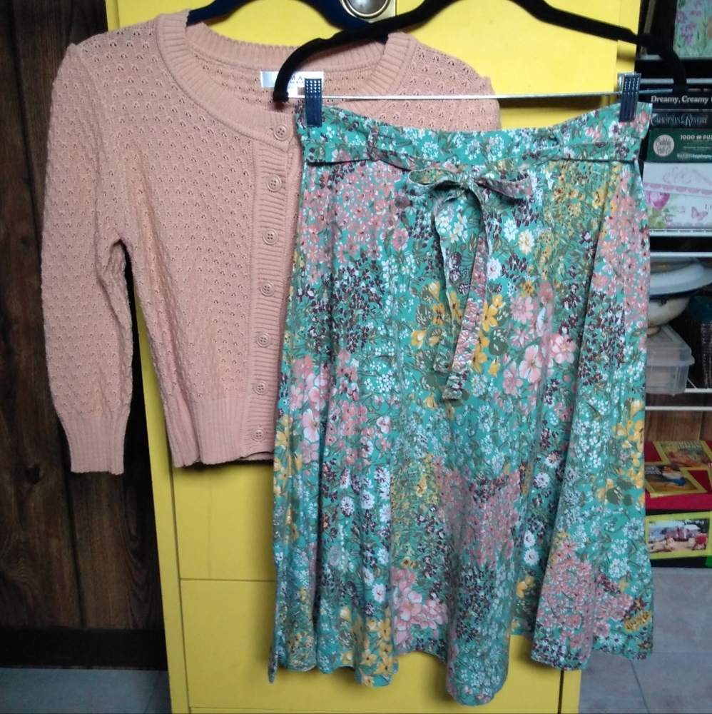Vintage 1970s Handmade Floral A-Line Skirt and Cardigan Set